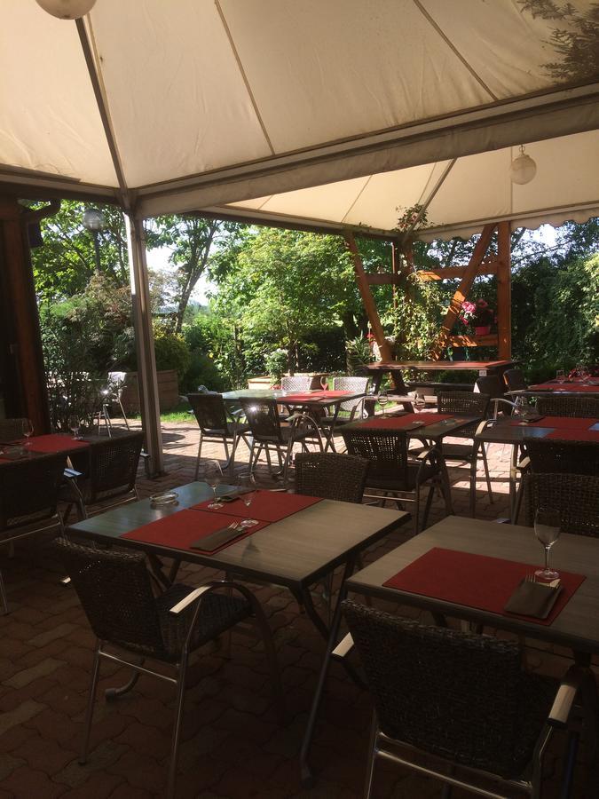 Sud Hotel Huttenheim Bagian luar foto